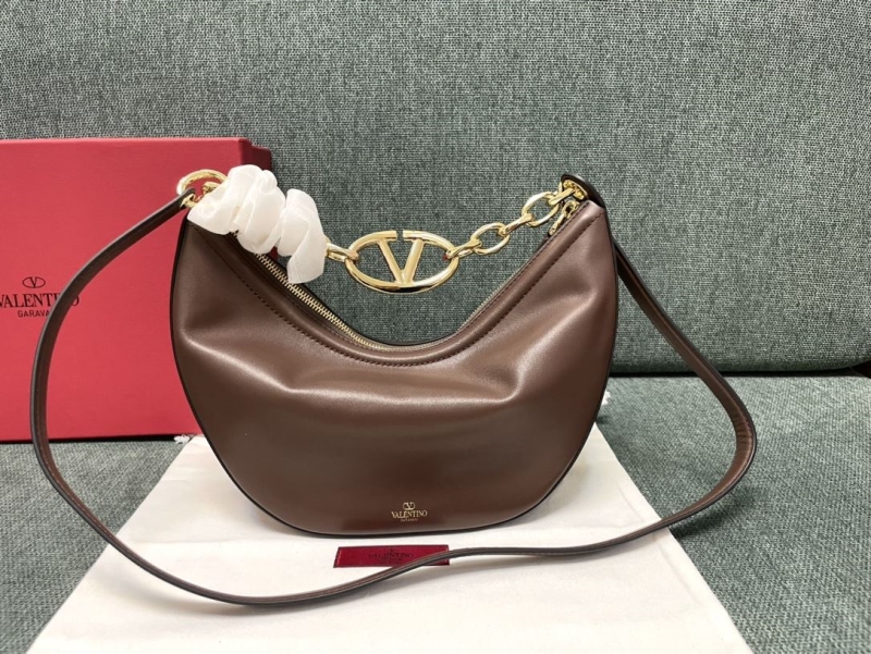 Va1e*ntin0 hobo bag